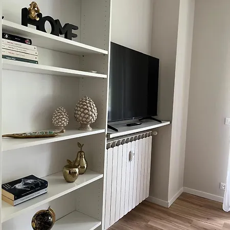 Camelia Apartment *